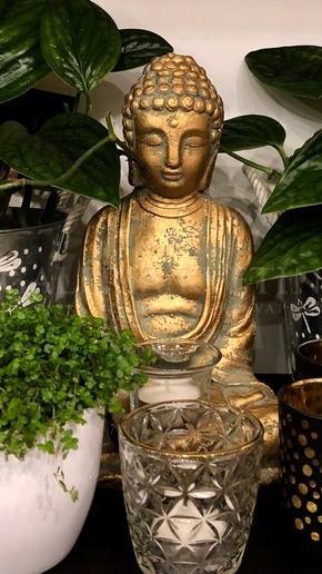 Candlestick Budha